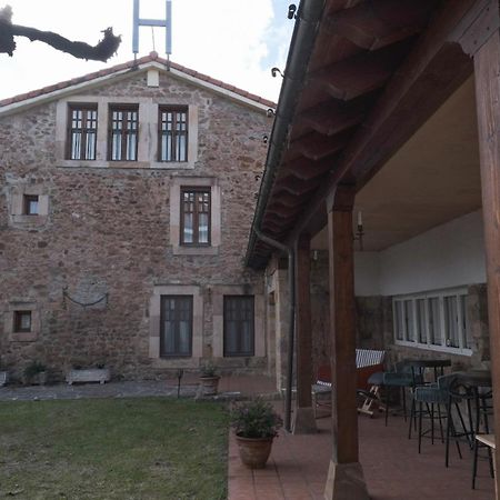 Posada La Estela De Barros Corrales De Buelna Exteriör bild