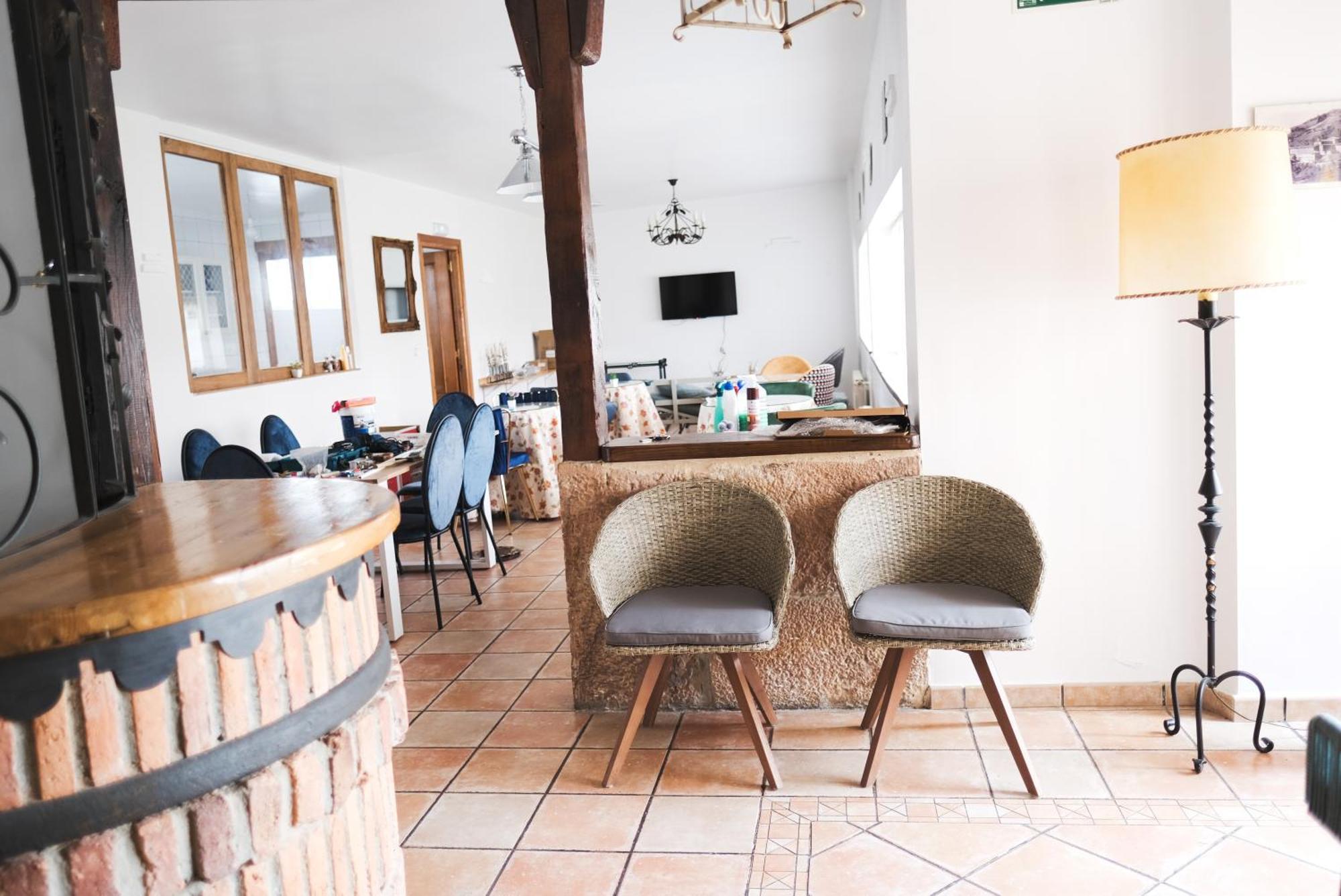 Posada La Estela De Barros Corrales De Buelna Exteriör bild